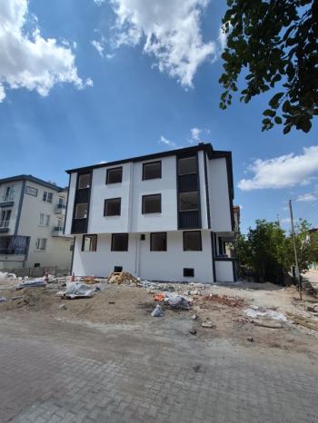 AFYON ÜÇOK EMLAK VEYSEL KARANİ MAH 2+1 108M² SIFIR KÖŞE KONUMLU ANKASTRELİ  SATILIK DAİRE 