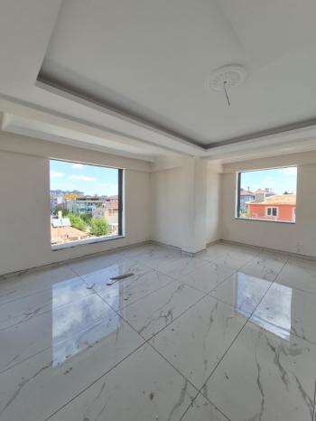 AFYON ÜÇOK EMLAK VEYSEL KARANİ MAH 2+1 108M² SIFIR KÖŞE KONUMLU ANKASTRELİ  SATILIK DAİRE 