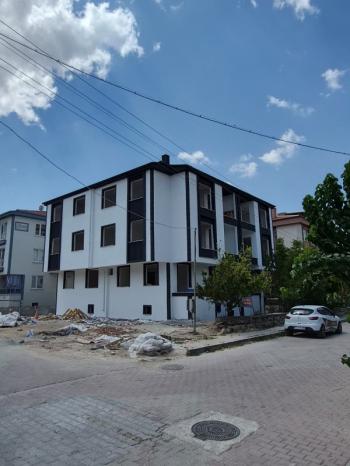 AFYON ÜÇOK EMLAK VEYSEL KARANİ MAH 2+1 108M² SIFIR KÖŞE KONUMLU ANKASTRELİ  SATILIK DAİRE 
