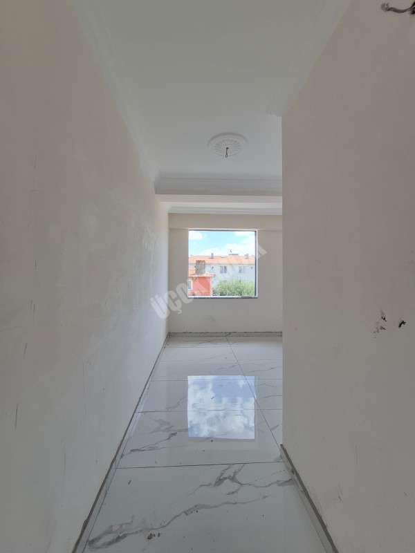AFYON ÜÇOK EMLAK VEYSEL KARANİ MAH 2+1 108M² SIFIR KÖŞE KONUMLU ANKASTRELİ  SATILIK DAİRE 