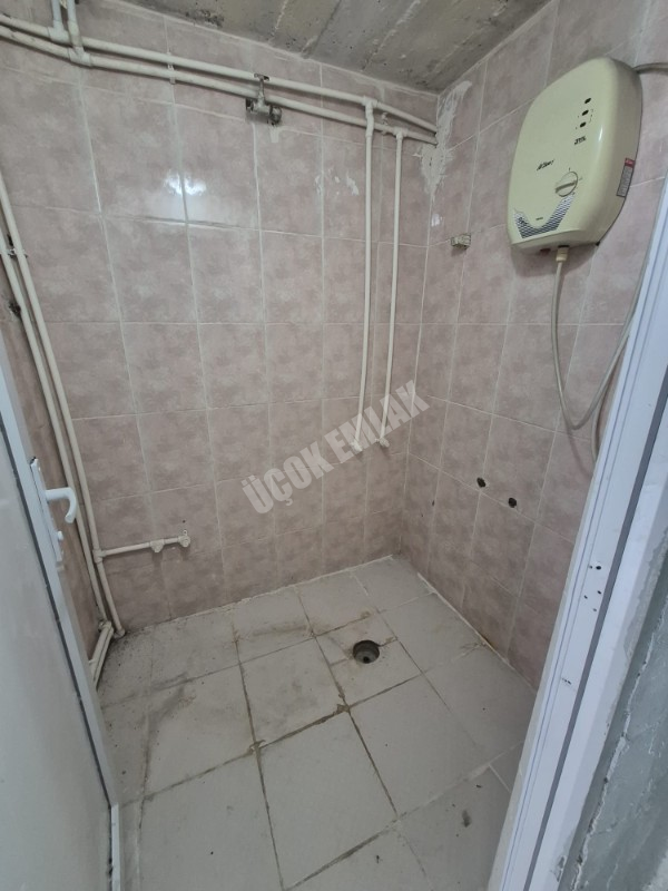 * AFYON ÜÇOK EMLAKTAN BURMALI MAH 2+0 50M² TEMİZ BAKIMLI MÜSTAKİL EV *