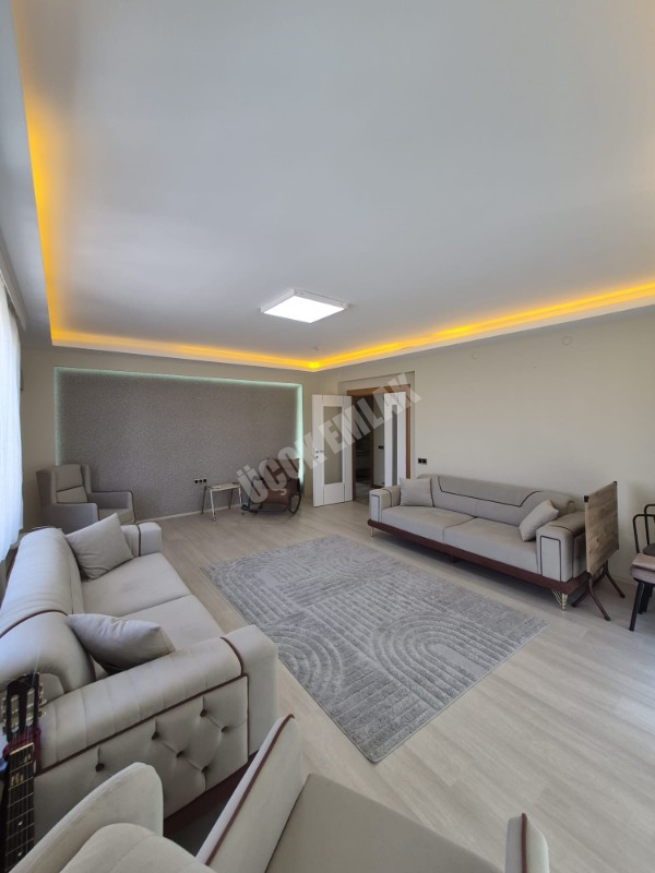 * AFYON ÜÇOK EMLAKTAN UYDUKENT SELÇUKLU MAH 3+1 140M² ASANSÖRLÜ SATILIK DAİRE *