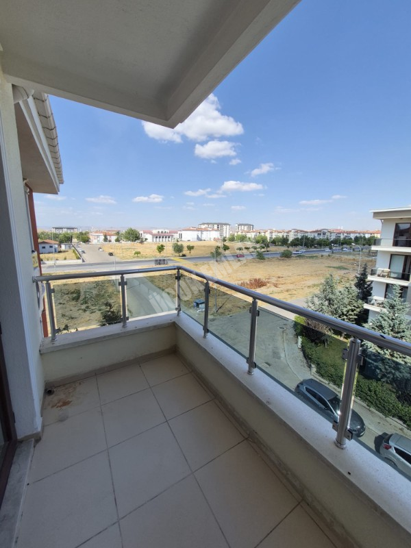 * AFYON ÜÇOK EMLAKTAN UYDUKENT SELÇUKLU MAH 3+1 140M² ASANSÖRLÜ SATILIK DAİRE *
