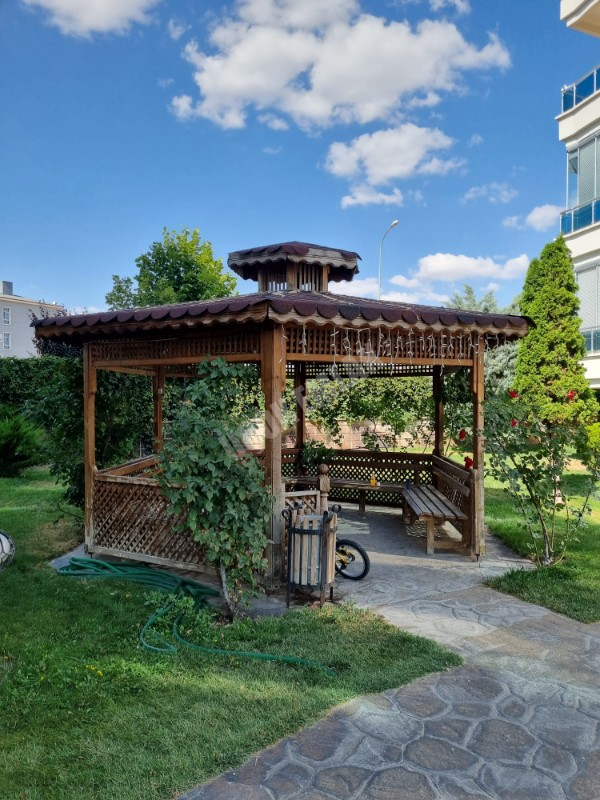 * AFYON ÜÇOK EMLAKTAN UYDUKENT SELÇUKLU MAH 3+1 140M² ASANSÖRLÜ SATILIK DAİRE *