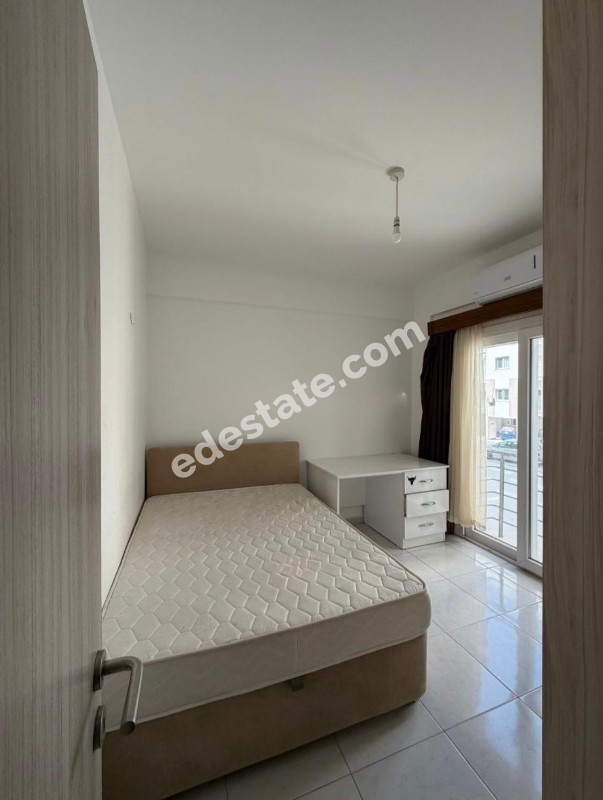 Lefkoşa K.Kaymaklı'da DİMA MARKET ARKASI SATILIK 1.ci KAT 2+1 DAİRE