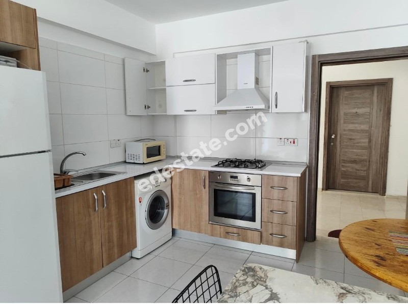 Lefkoşa K.Kaymaklı'da DİMA MARKET ARKASI SATILIK 1.ci KAT 2+1 DAİRE