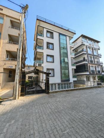 Didim Hisar Mahallesi’nde Eşyalı Satılık 1+1 Ara Kat Daire