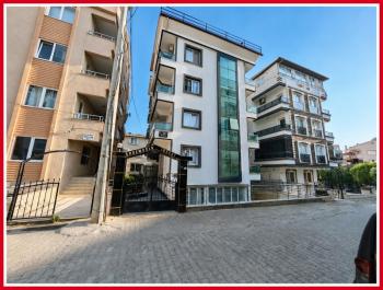 Didim Hisar Mahallesi’nde Eşyalı Satılık 1+1 Ara Kat Daire