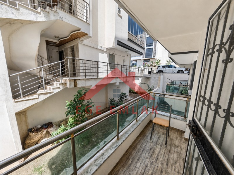 Didim Hisar Mahallesi’nde Eşyalı Satılık 1+1 Ara Kat Daire