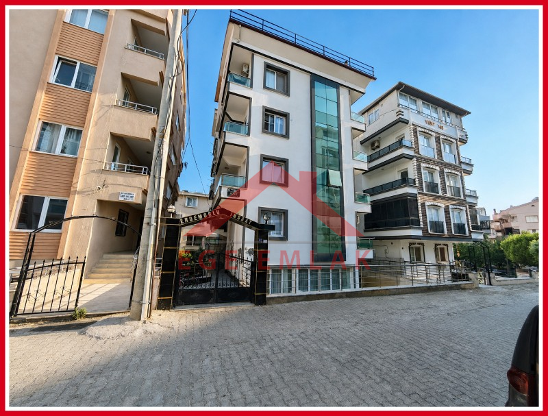 Didim Hisar Mahallesi’nde Eşyalı Satılık 1+1 Ara Kat Daire