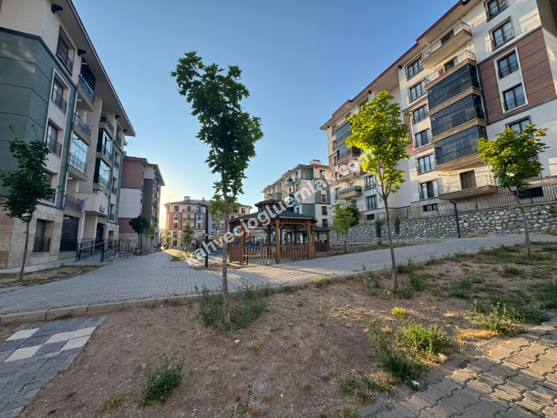KAHVECİOĞLU EMLAK'DAN DANİŞMENTGAZİ TOKİDE SATILIK DAİRE