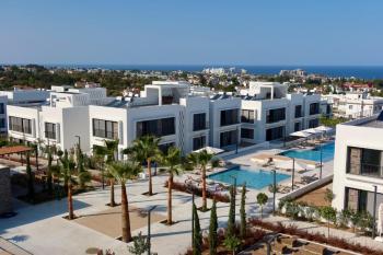 Girne Alsancak’ta Ful Eşyalı 1+1 Satılık Daireler