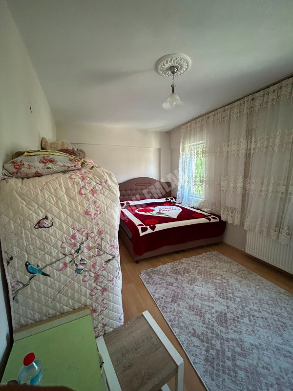 * AFYON ÜÇOK EMLAKTAN MAREŞAL FEVZİ ÇAKMAK MAH 3+1 117M² ARA KAT SATILIK DAİRE *