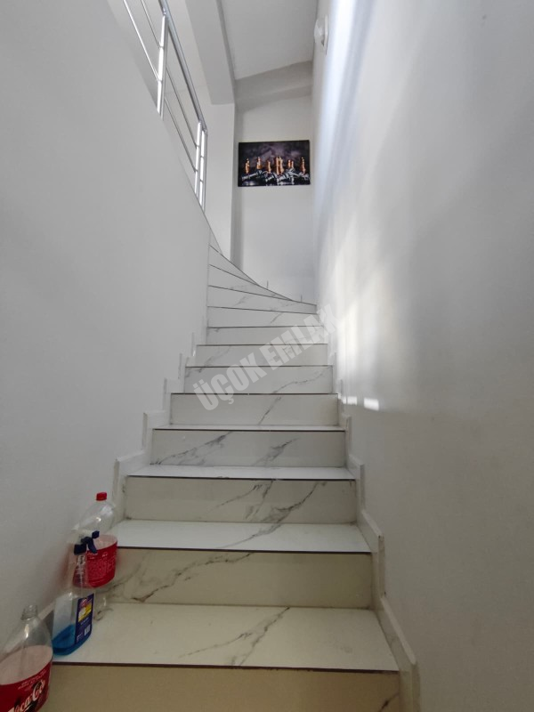 AFYON ÜÇOK EMLAKTAN HAMİDİYE MAH 5+1 190M² SIFIR AYARINDA  DUBLEKS TERASLI SATILIK DAİRE 