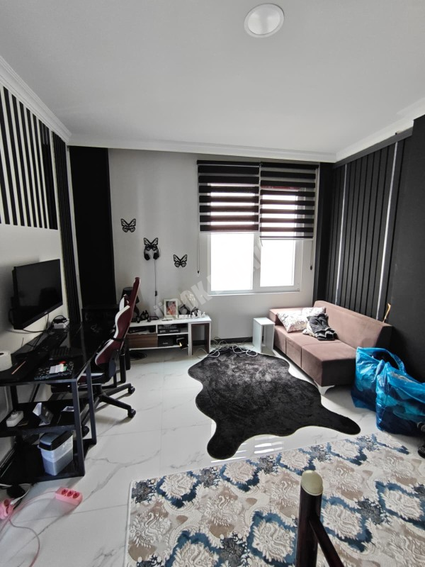 AFYON ÜÇOK EMLAKTAN HAMİDİYE MAH 5+1 190M² SIFIR AYARINDA  DUBLEKS TERASLI SATILIK DAİRE 