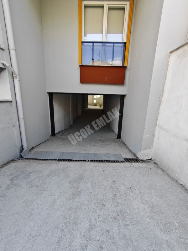 AFYON ÜÇOK EMLAKTAN HAMİDİYE MAH 5+1 190M² SIFIR AYARINDA  DUBLEKS TERASLI SATILIK DAİRE 
