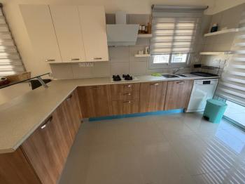 Lefkoşa Minareliköy'de Erülkü Karşısı Full Eşyalı Kiralık 3+1 Villa