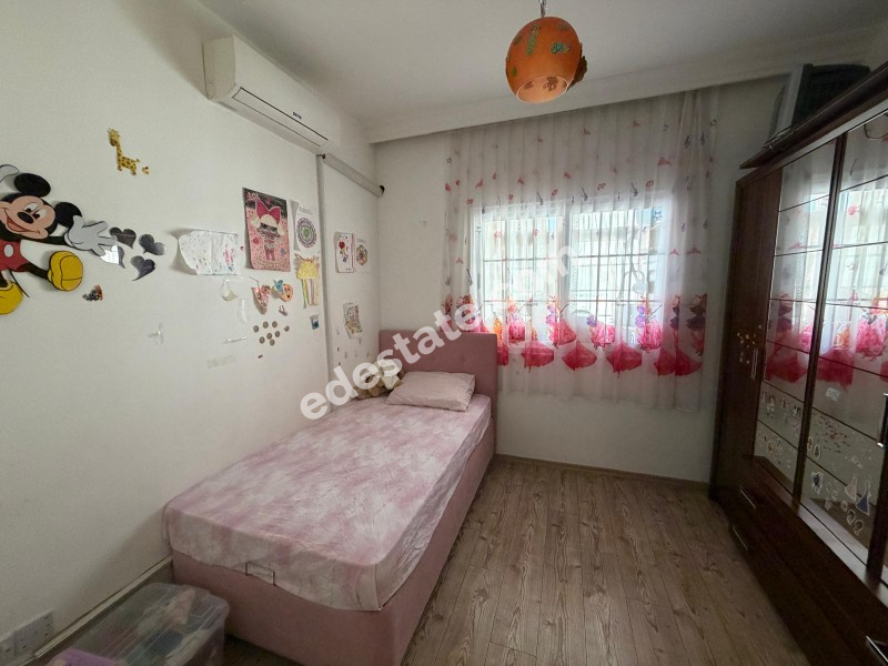 Lefkoşa Küçük Kaymaklı'da Full Eşyalı Kiralık 3+1 Daire