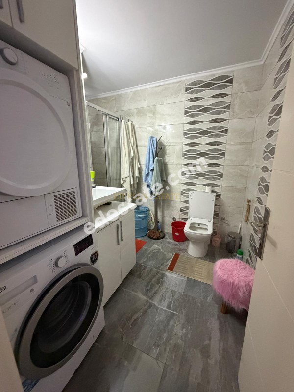 Girne Nusmar Market Yanında Full Eşyalı Satılık 3+1 Daire