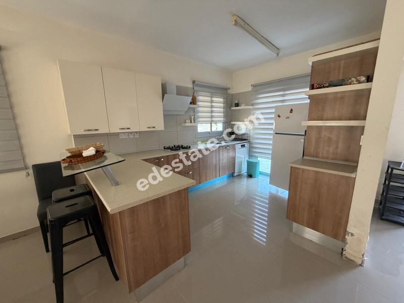 Lefkoşa Minareliköy'de Erülkü Karşısı Full Eşyalı Kiralık 3+1 Villa