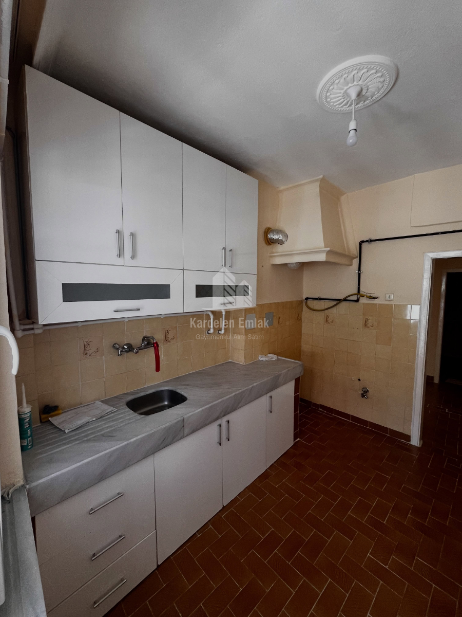 SEVİLLER HAL. BÖLGESİNDE KİRALIK 2+1 DAİRE