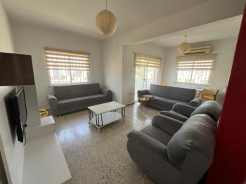 YENİKENT'DE ÖĞRENCİYE KİRALIK 3+1 EŞYALI DAİRE 