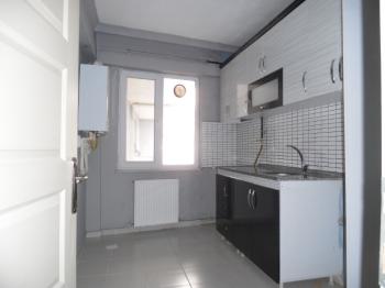 ÇORLUDA 2+1 GİRİŞ KAT KİRALIK DAİRE 