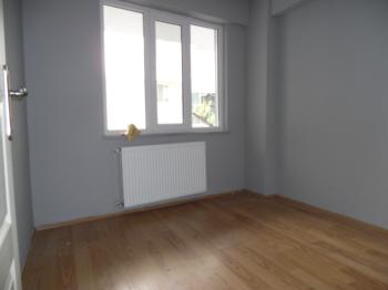 ÇORLUDA 2+1 GİRİŞ KAT KİRALIK DAİRE 