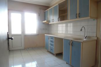 RESMİ KURUMLARA YAKIN 3+1 KİRALIK DAİRE 