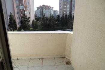 RESMİ KURUMLARA YAKIN 3+1 KİRALIK DAİRE 