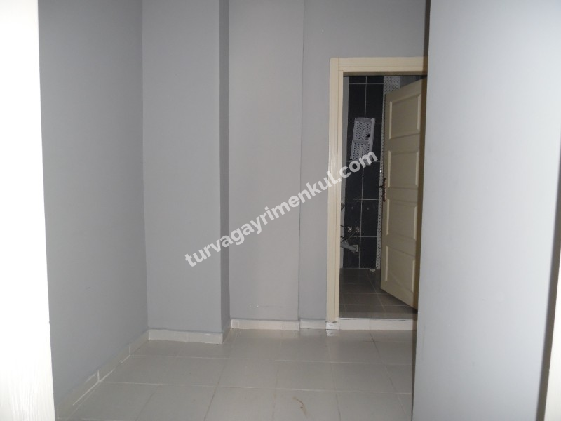 ÇORLUDA 2+1 GİRİŞ KAT KİRALIK DAİRE 