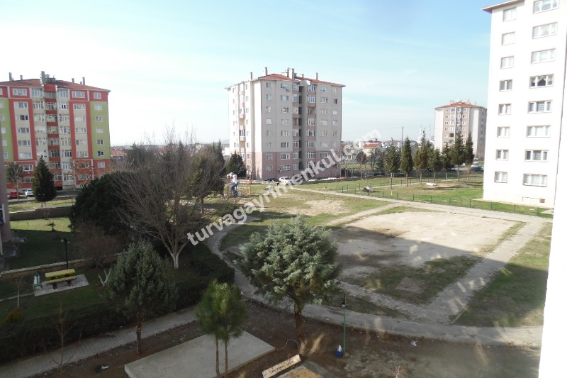 RESMİ KURUMLARA YAKIN 3+1 KİRALIK DAİRE 