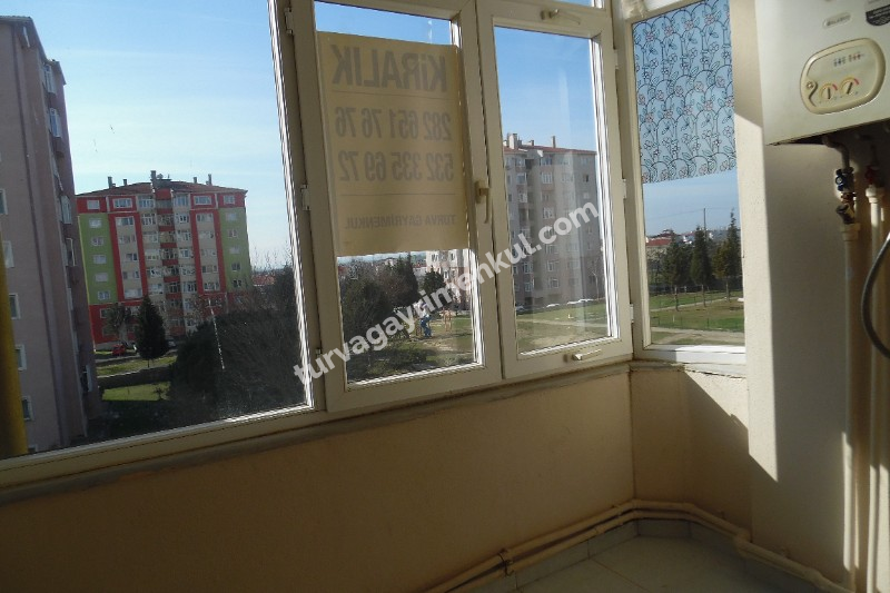 RESMİ KURUMLARA YAKIN 3+1 KİRALIK DAİRE 
