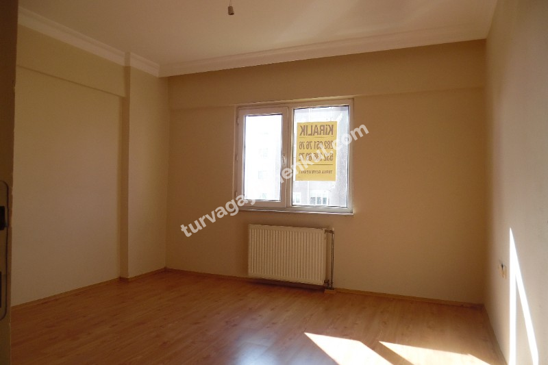 RESMİ KURUMLARA YAKIN 3+1 KİRALIK DAİRE 