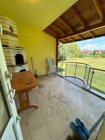 * AFYON ÜÇOK EMLAKTAN İHSANİYE GAZLIGÖLDE 3+1 135M² SATILIK TERMAL HAVUZLU VİLLA *