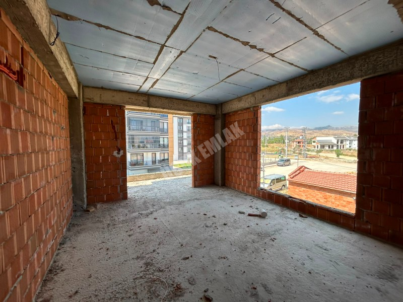 * AFYON ÜÇOK EMLAKTAN ALİ İHSAN PAŞA MAH 3+1 115M² SIFIR LÜKS SATILIK DAİRELER *