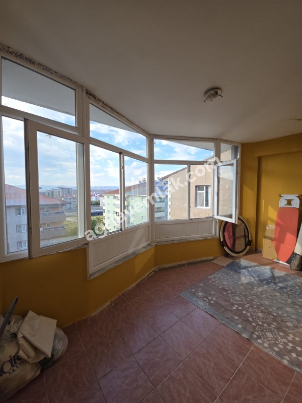 FIRAT MAHALLESİ ATALAY CADDESİ’NDE SATILIK 2+1 BÜYÜKLÜĞÜNDE 1+1 FIRSAT DAİRE