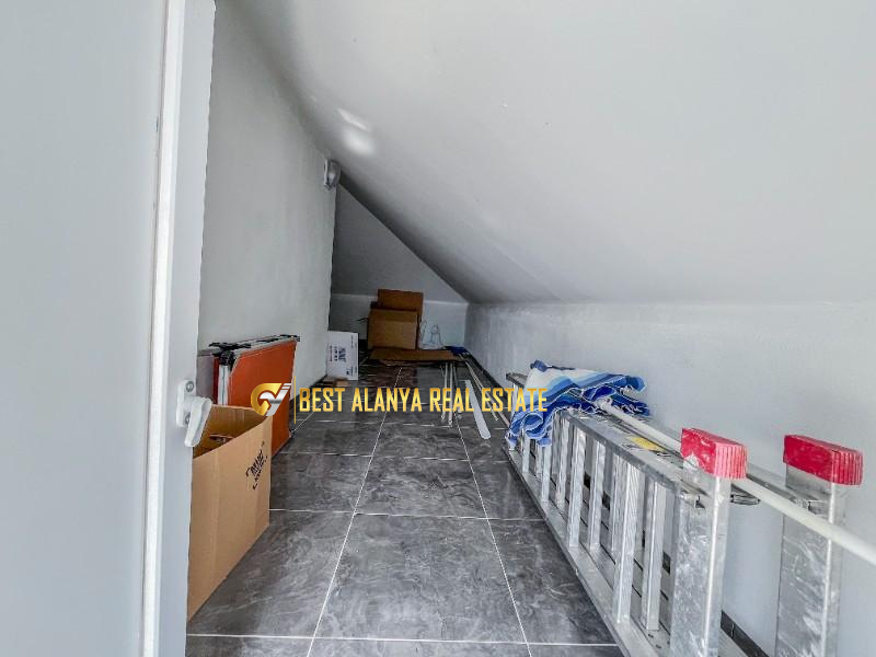 ALANYA GAZİPAŞA'DA SATILIK 1 DÖNÜM ARSA İÇERİSİNDE 2 ADET HAVUZLU MÜSTAKİL 2+1 VİLLA
