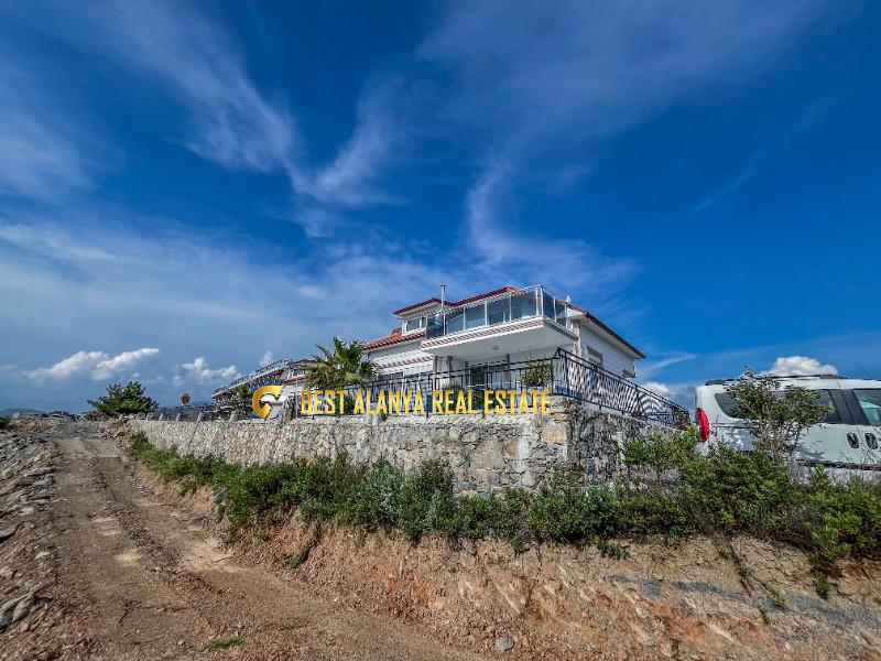 ALANYA GAZİPAŞA'DA SATILIK 1 DÖNÜM ARSA İÇERİSİNDE 2 ADET HAVUZLU MÜSTAKİL 2+1 VİLLA