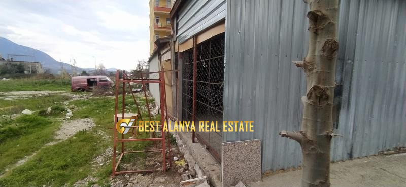 ALANYA ÇIPLAKLI KAVŞAĞINDA SATILIK 150 M² HAZIR KİRACILI MÜSTAKİL GİRİŞLİ TİCARİ DÜKKAN