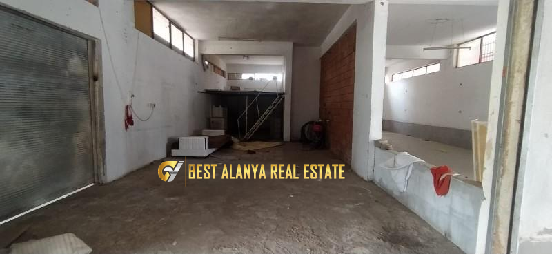 ALANYA ÇIPLAKLI KAVŞAĞINDA SATILIK 150 M² HAZIR KİRACILI MÜSTAKİL GİRİŞLİ TİCARİ DÜKKAN