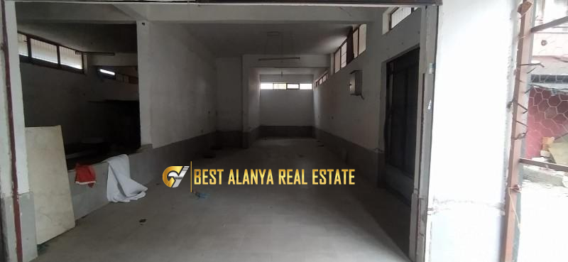 ALANYA ÇIPLAKLI KAVŞAĞINDA SATILIK 150 M² HAZIR KİRACILI MÜSTAKİL GİRİŞLİ TİCARİ DÜKKAN
