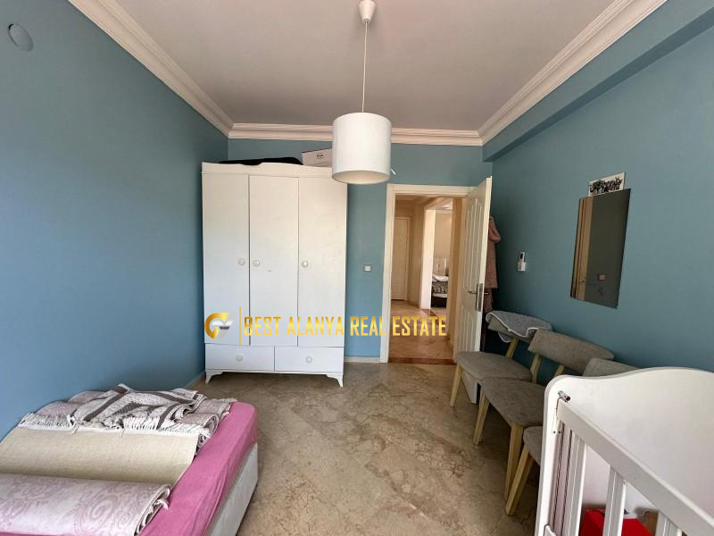 ALANYA BEKTAŞ'TA SATILIK DENİZ MANZARALI GENİŞ 3+1 AMERİKAN MUTFAK DAİRE