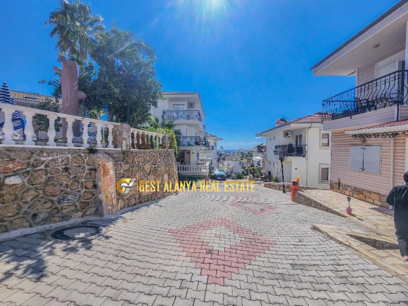 ALANYA CİKCİLLİ'DE SATILIK EŞYALI 2+1 AMERİKAN MUTFAK KALE VE ŞEHİR MANZARALI DAİRE