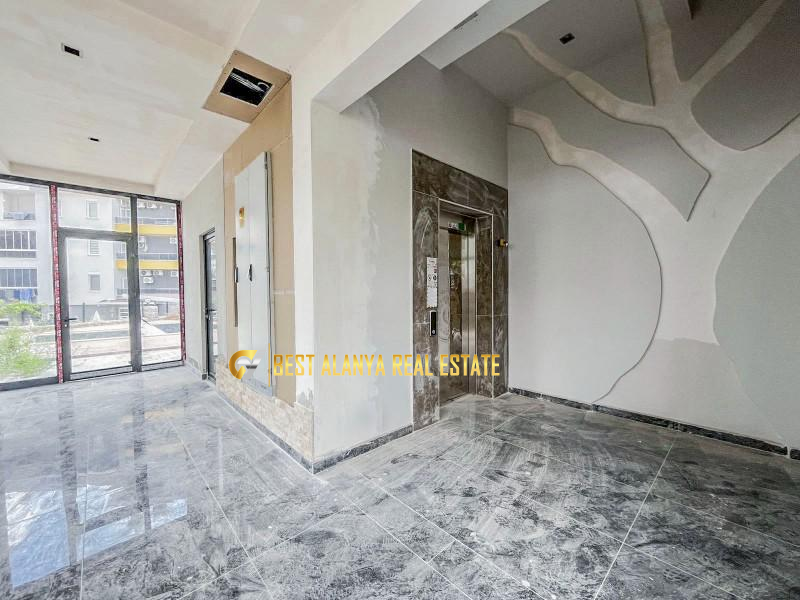 ALANYA ÇIPLAKLI MAHALLESİ'NDE SATILIK SIFIR GENİŞ 1+1 DAİRE