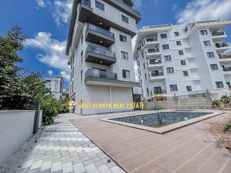 ALANYA ÇIPLAKLI MAHALLESİ'NDE SATILIK SIFIR GENİŞ 1+1 DAİRE