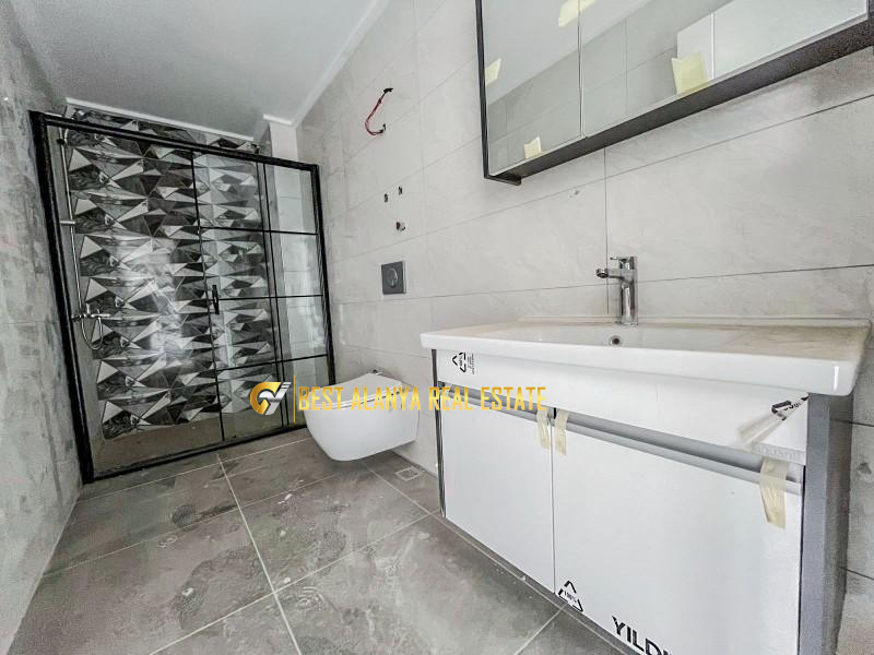 ALANYA ÇIPLAKLI MAHALLESİ'NDE SATILIK SIFIR GENİŞ 1+1 DAİRE