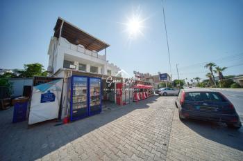 GİRNE KARAOĞLANOĞLU’NDA KOMPLE BİNA + 450 m² ARSA