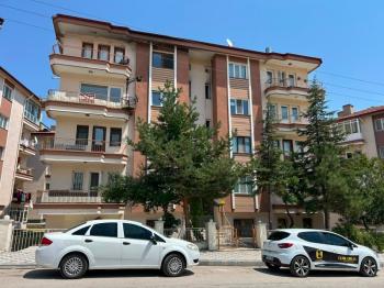 * AFYON ÜÇOK EMLAKTAN MAREŞAL FEVZİ ÇAKMAK MAH 3+1 115M² TEMİZ BAKIMLI SATILIK DAİRE * 