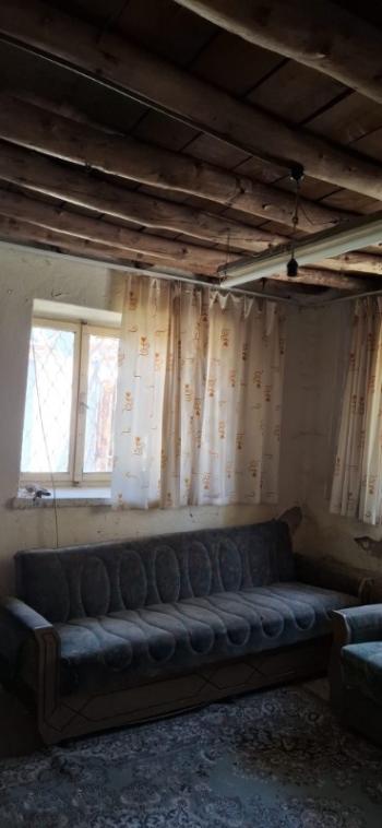 AFYON ÜÇOK EMLAKTAN İHSANİYE KAYIHAN TÜRBE MEVKİNDE 715M² KELEPİR EV